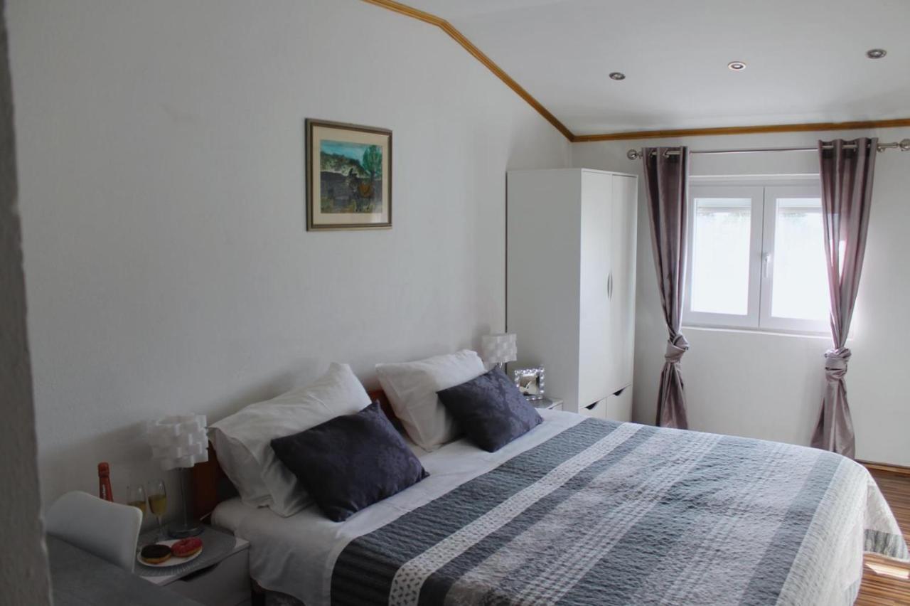 Penhaus Apartman Angelus Drage Pakostane Exterior photo