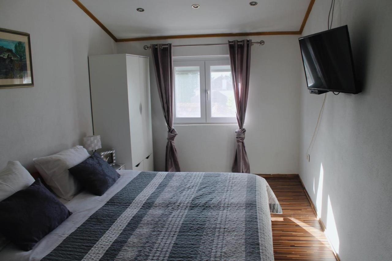 Penhaus Apartman Angelus Drage Pakostane Exterior photo