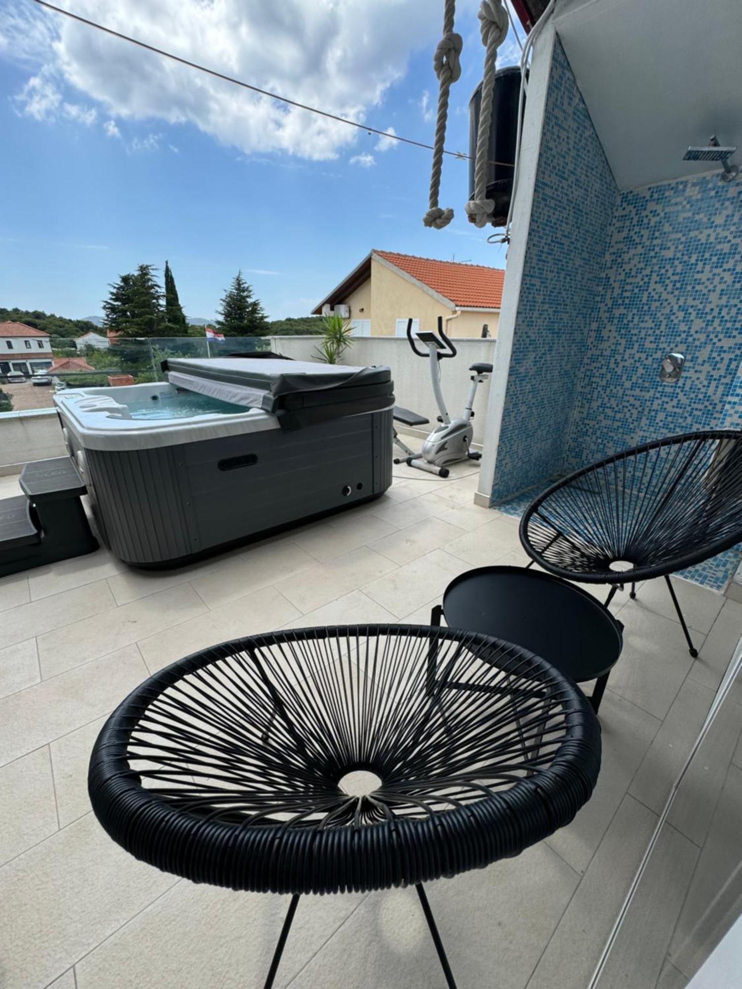Penhaus Apartman Angelus Drage Pakostane Exterior photo