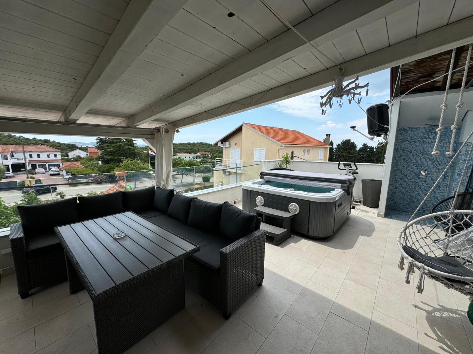 Penhaus Apartman Angelus Drage Pakostane Exterior photo